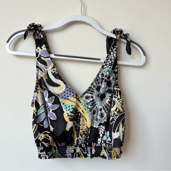 Free People Weekend in Montauk Tie Cami Smocked Crop Top - Picture 4 of 6